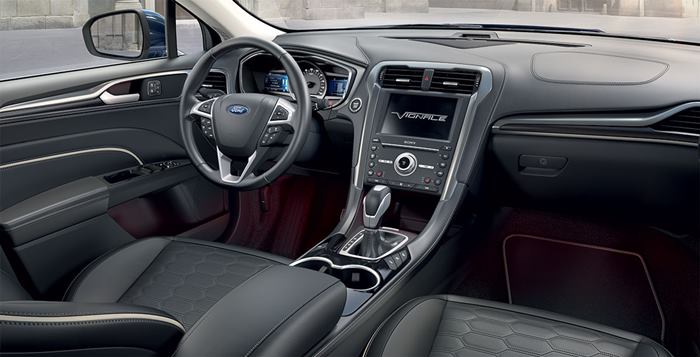 Mondeo hibrido interior