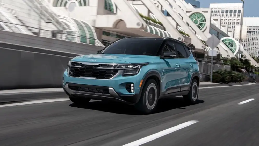 Kia Seltos llega renovado para competir en el segmento SUV